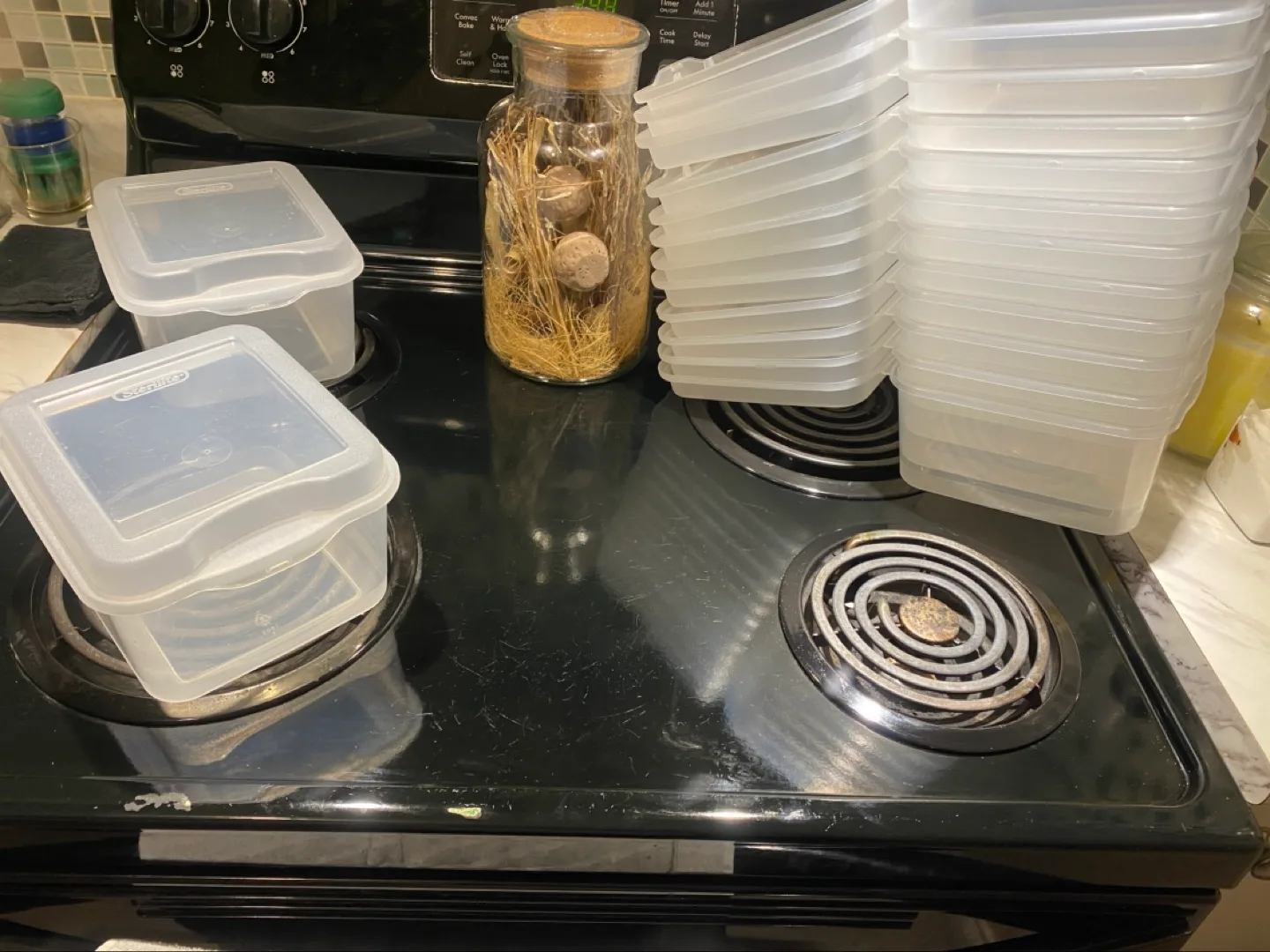 FOURTEEN STERLITE STACKING FLIP TOP STORAGE BOX CONTAINERS image indicator(7)