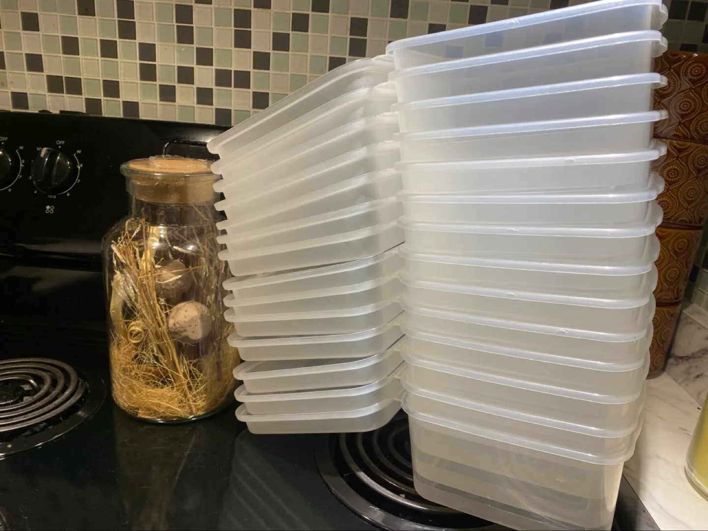 FOURTEEN STERLITE STACKING FLIP TOP STORAGE BOX CONTAINERS image indicator(8)