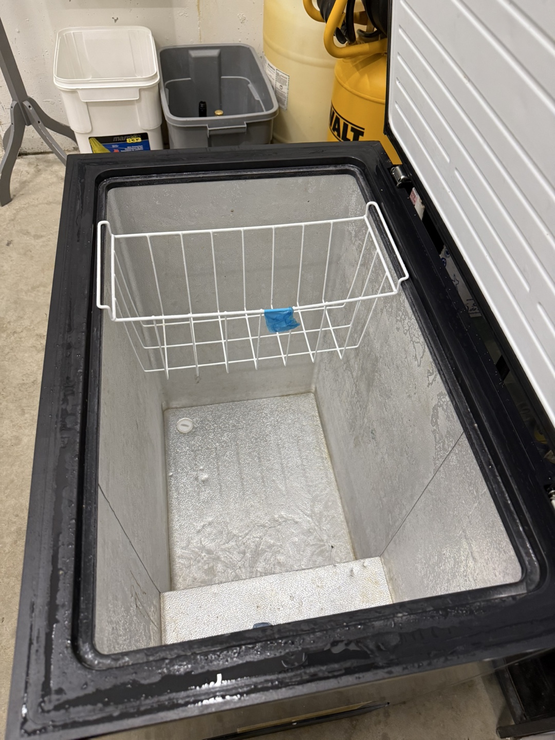 Arctic King 7.0 cu. ft. Chest Freezer - photo 3