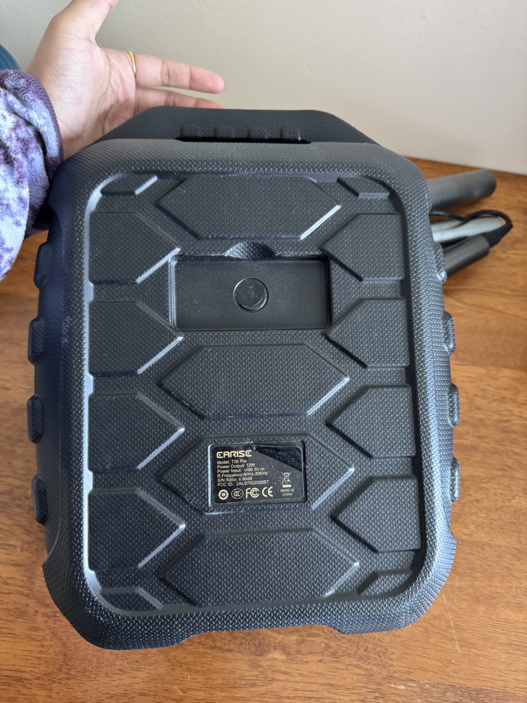 Portable Karaoke Speaker with 3 Microphones - photo 4