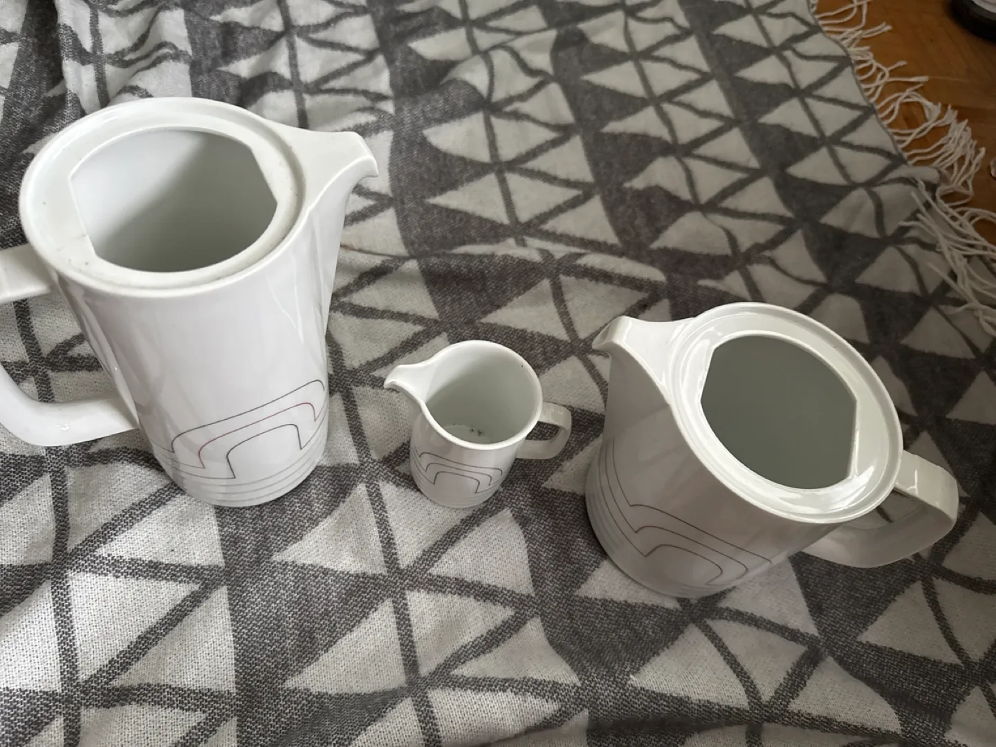 Thomas Germany Porcelain Creamer and Pitchers Set image indicator(2)