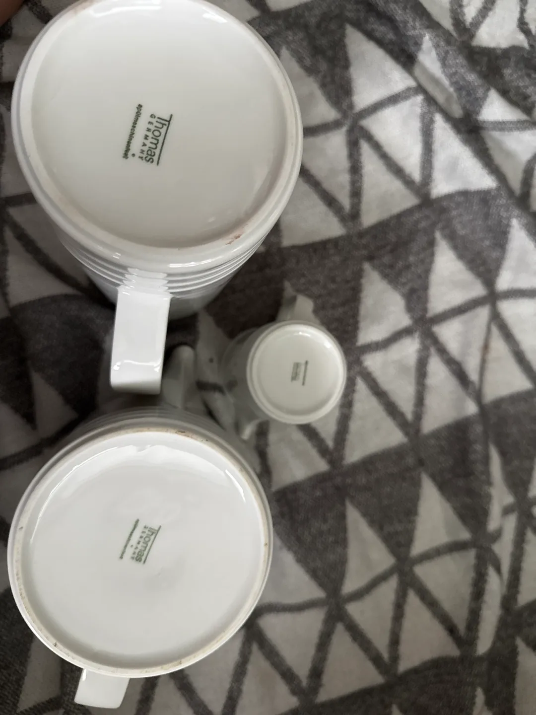 Thomas Germany Porcelain Creamer and Pitchers Set image indicator(3)