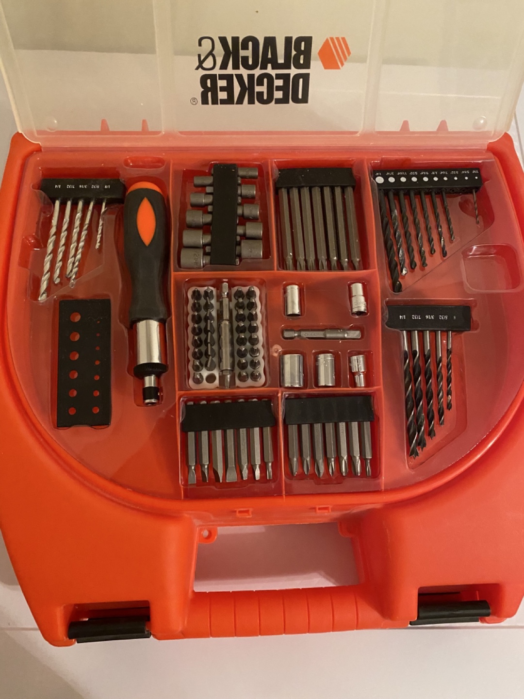 Black & Decker Cordless Drill with Accessory Kit - photo 3