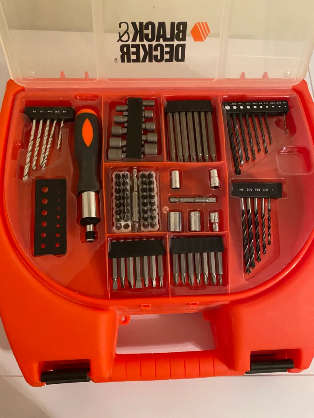 Black & Decker Cordless Drill with Accessory Kit image indicator(3)