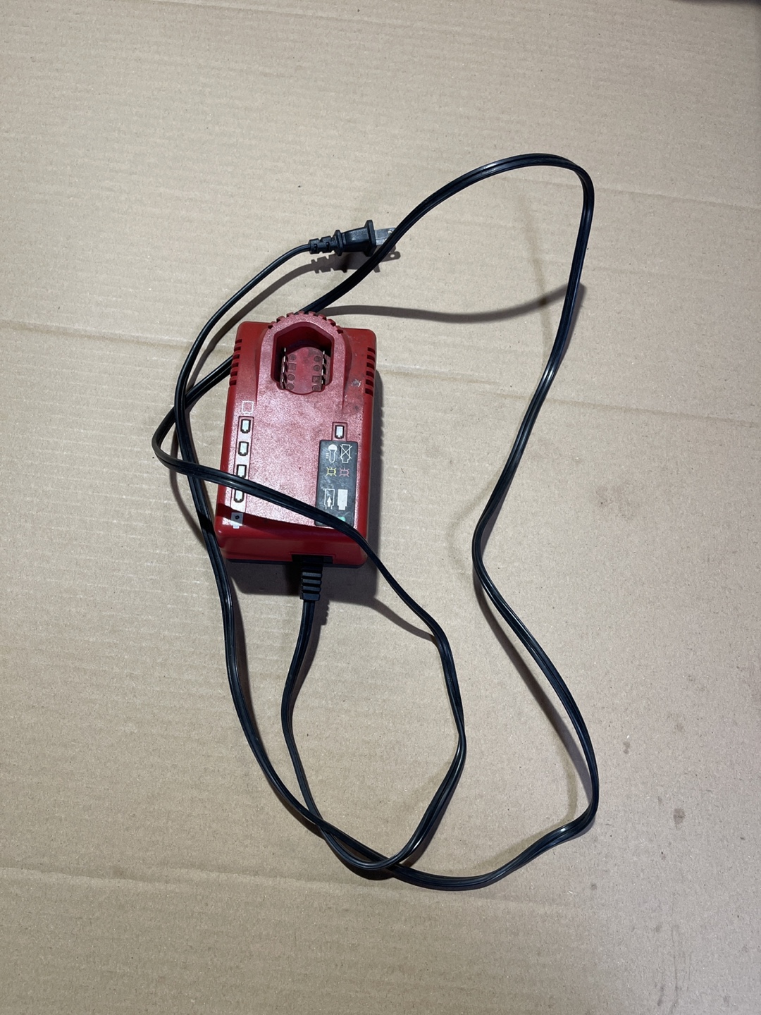 Snap-on CTC772 7.2/14.4 Volt Battery Charger - photo 2