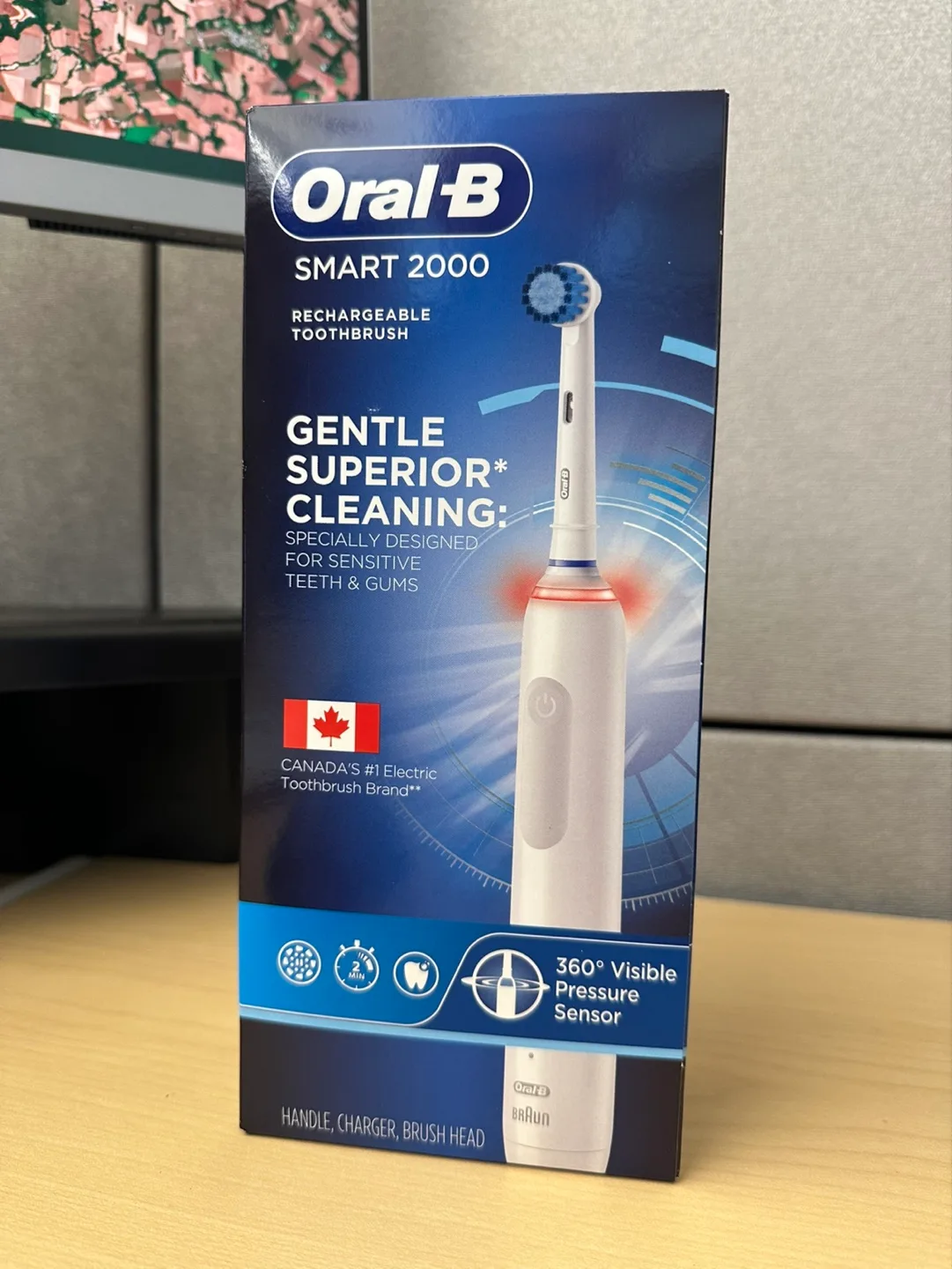 Oral-B Smart 2000 Rechargeable Electric Toothbrush - New Sealed thumbnail