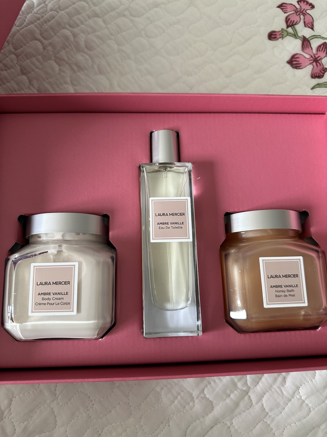 Laura Mercier Ambre Vanille Gift Set