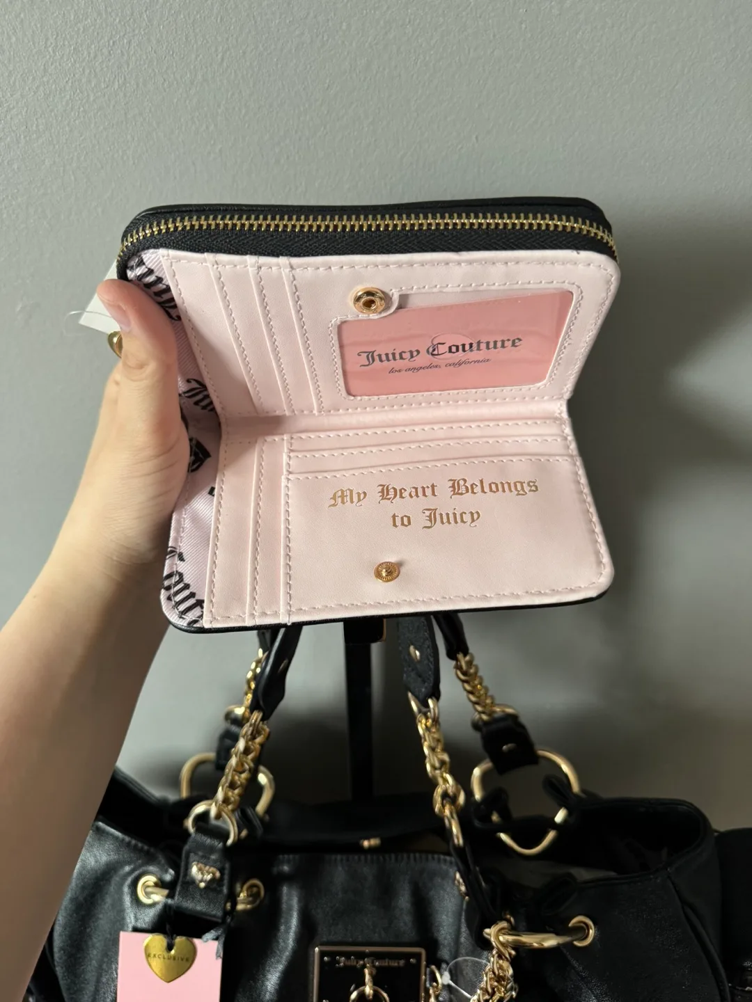 Juicy Couture shoulder bag & wallet set image indicator(5)