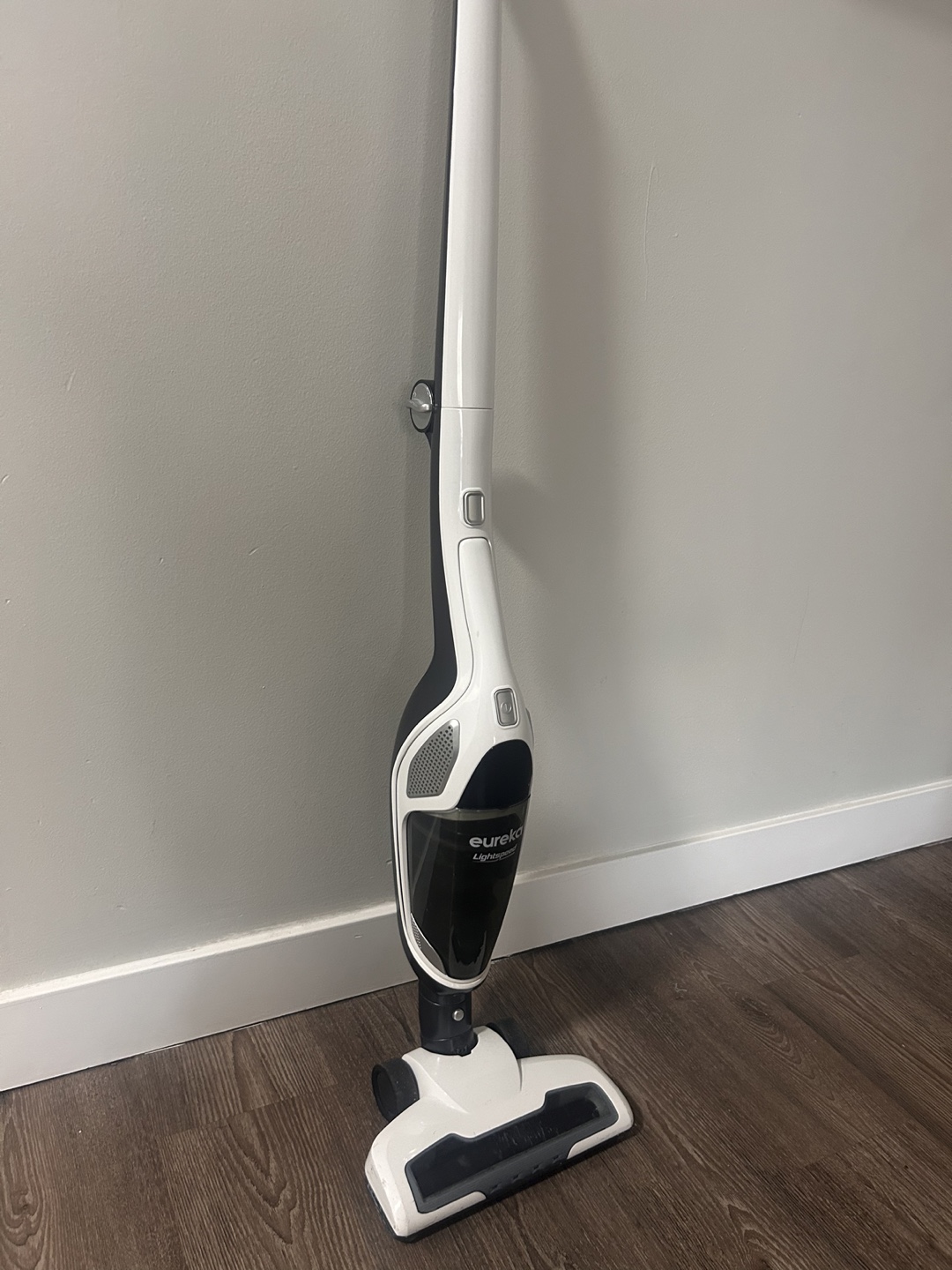 Eureka Lightspeed Cordless Stick Vacuum