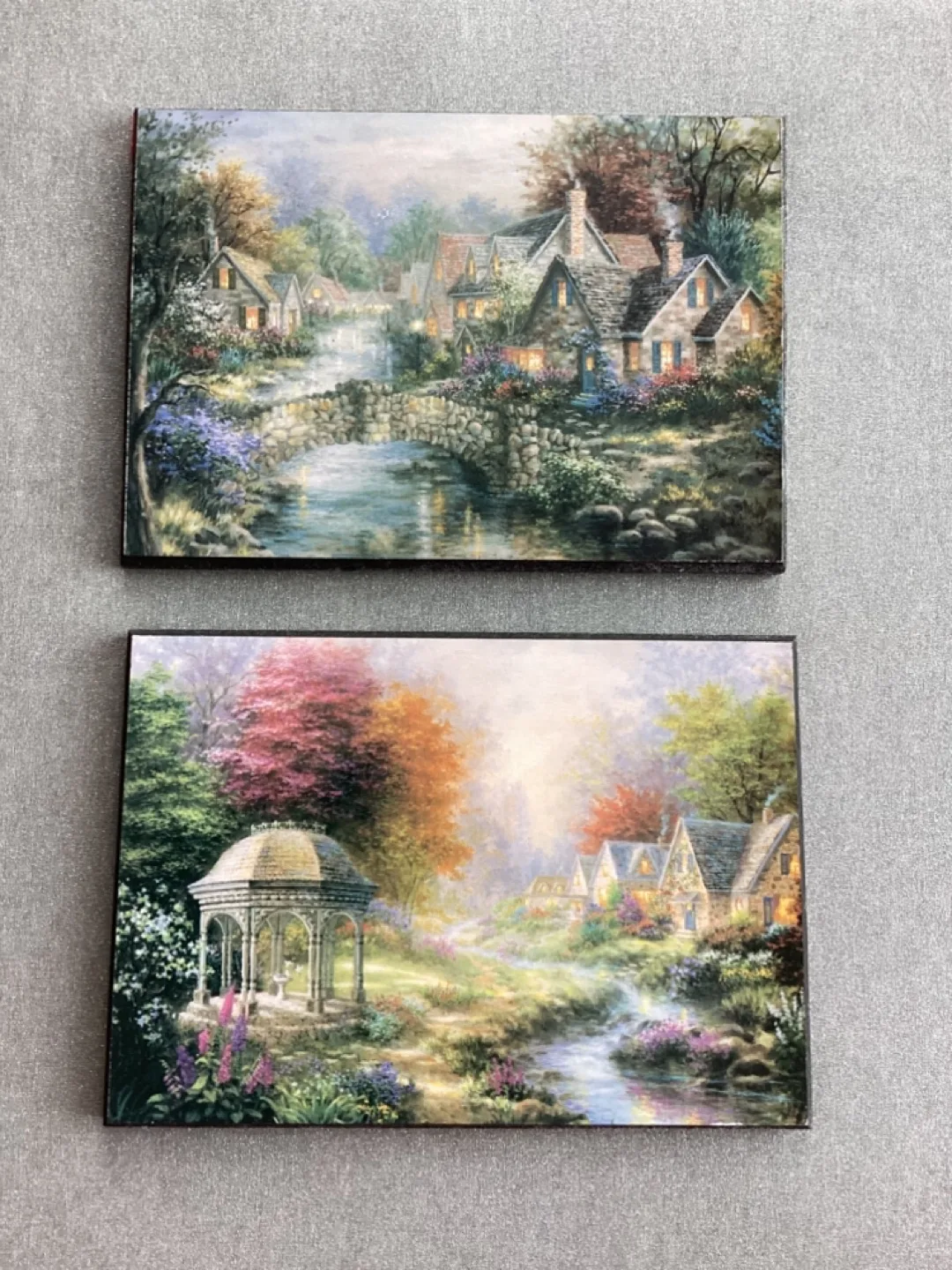 PAIR OF SMALL ARTWORK thumbnail