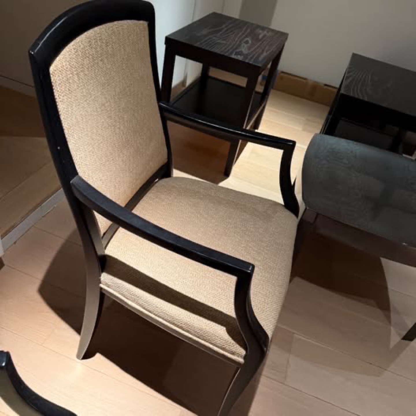 Pair of Jack Larsen Armchairs - photo 5