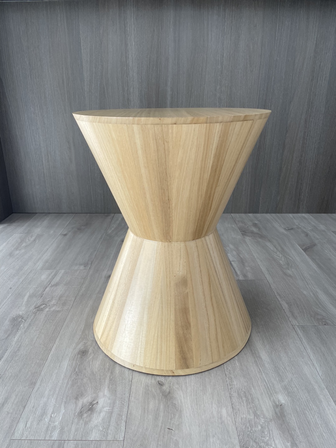 Wood Hourglass Side Table by Bouclair – Stylish & Versatile - photo 2