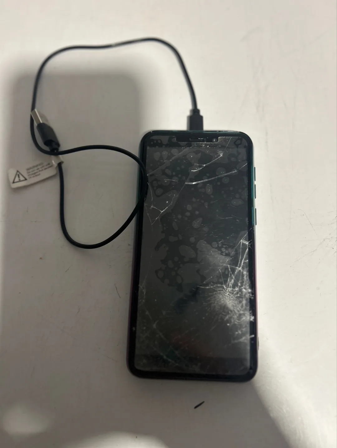 Broken Smartphone with Glitter Case - For Parts or Repair thumbnail