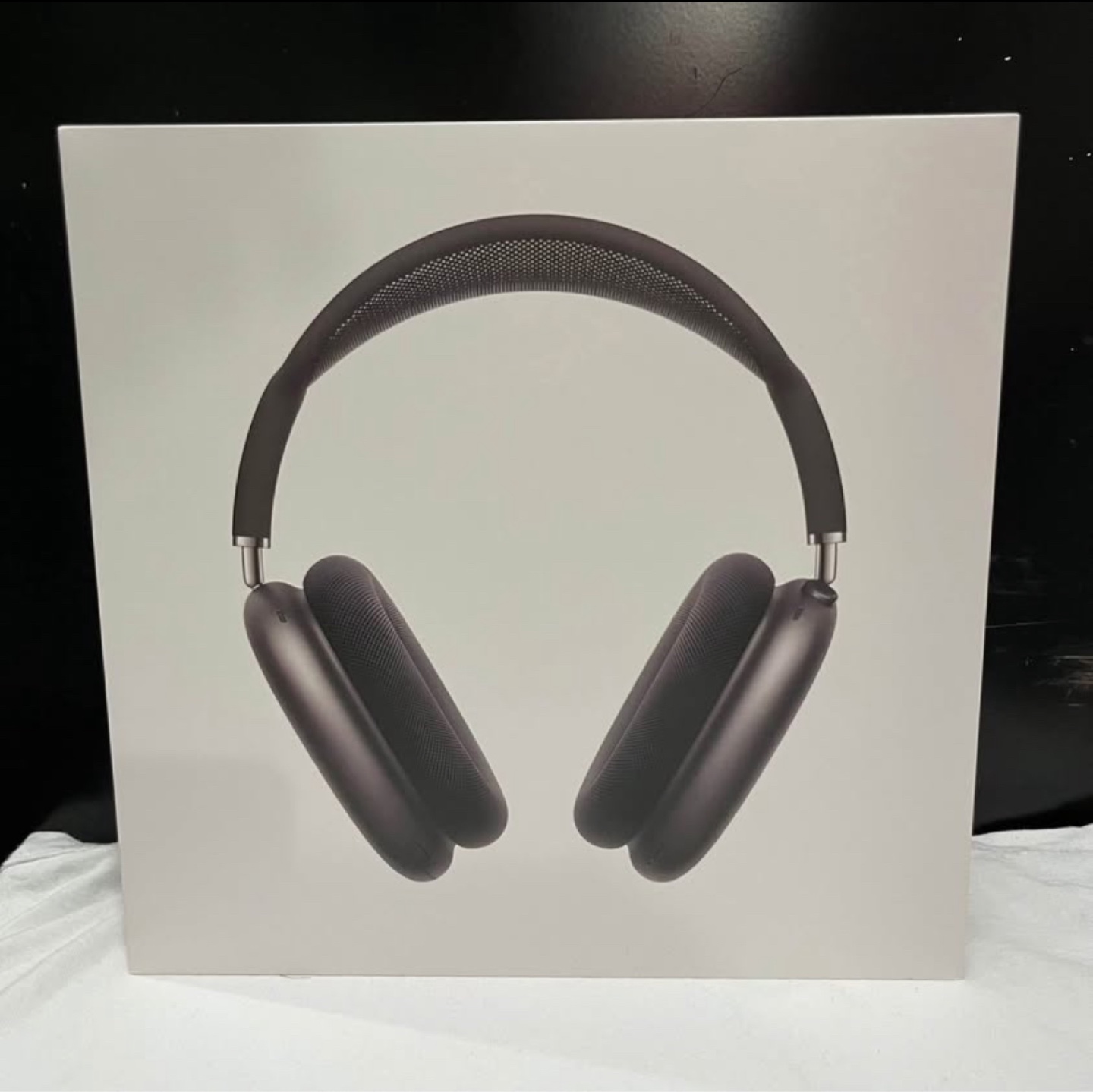 Apple AirPods Max Headphones - Midnight