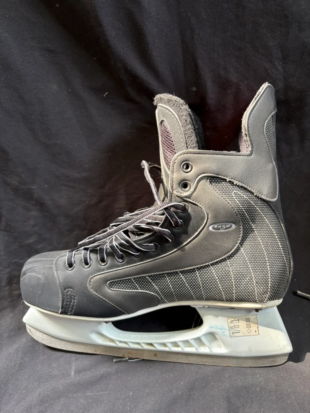 Nike Ignition Hockey Skates - Size 11.5 image indicator(7)