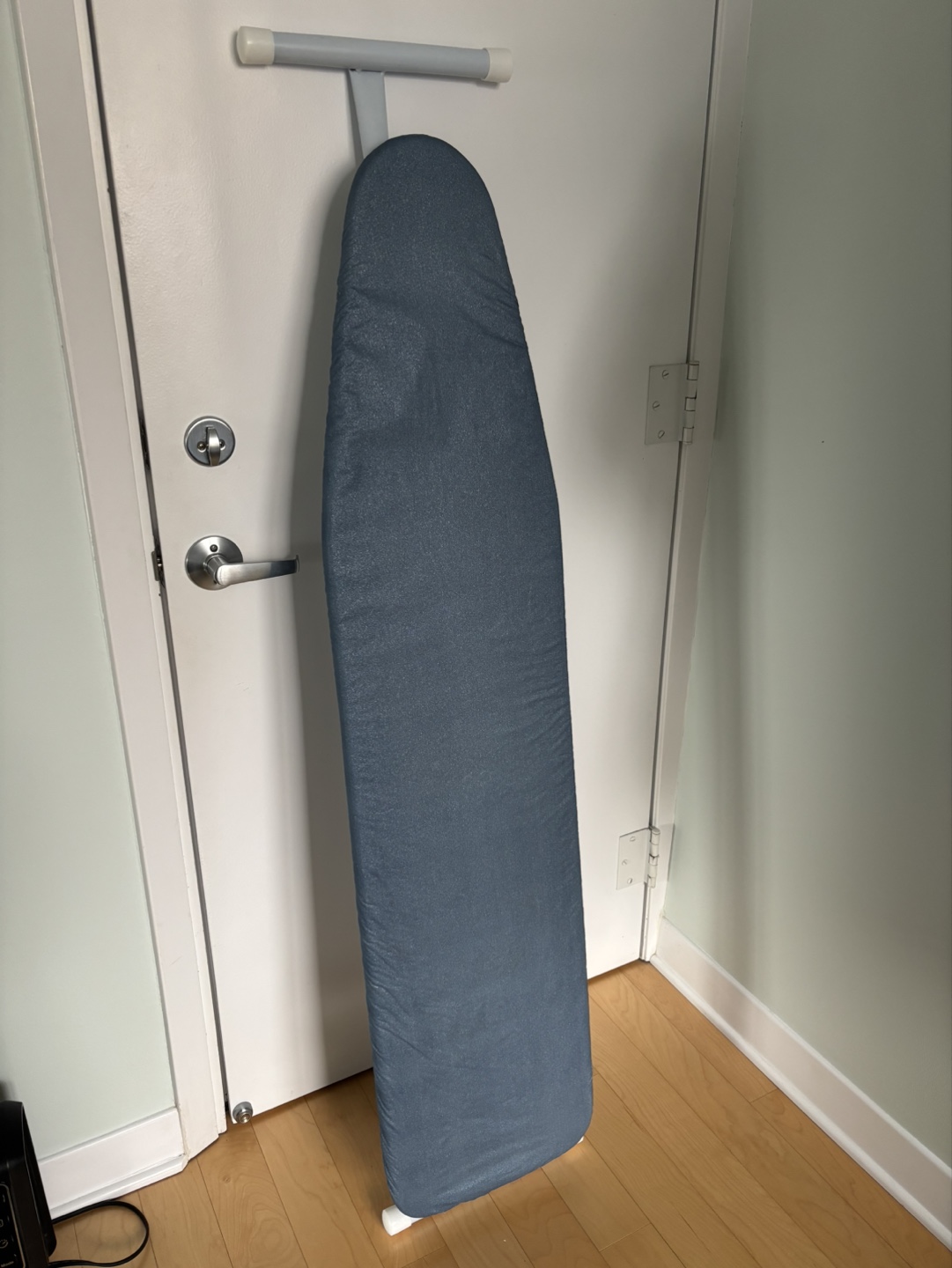 Panasonic Iron and Ironing Board - photo 4