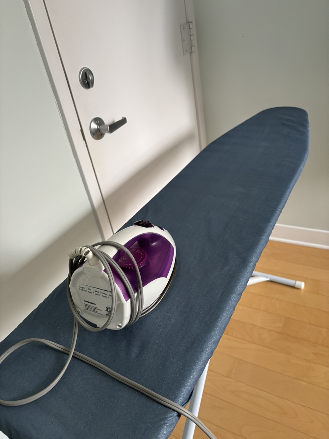 Panasonic Iron and Ironing Board