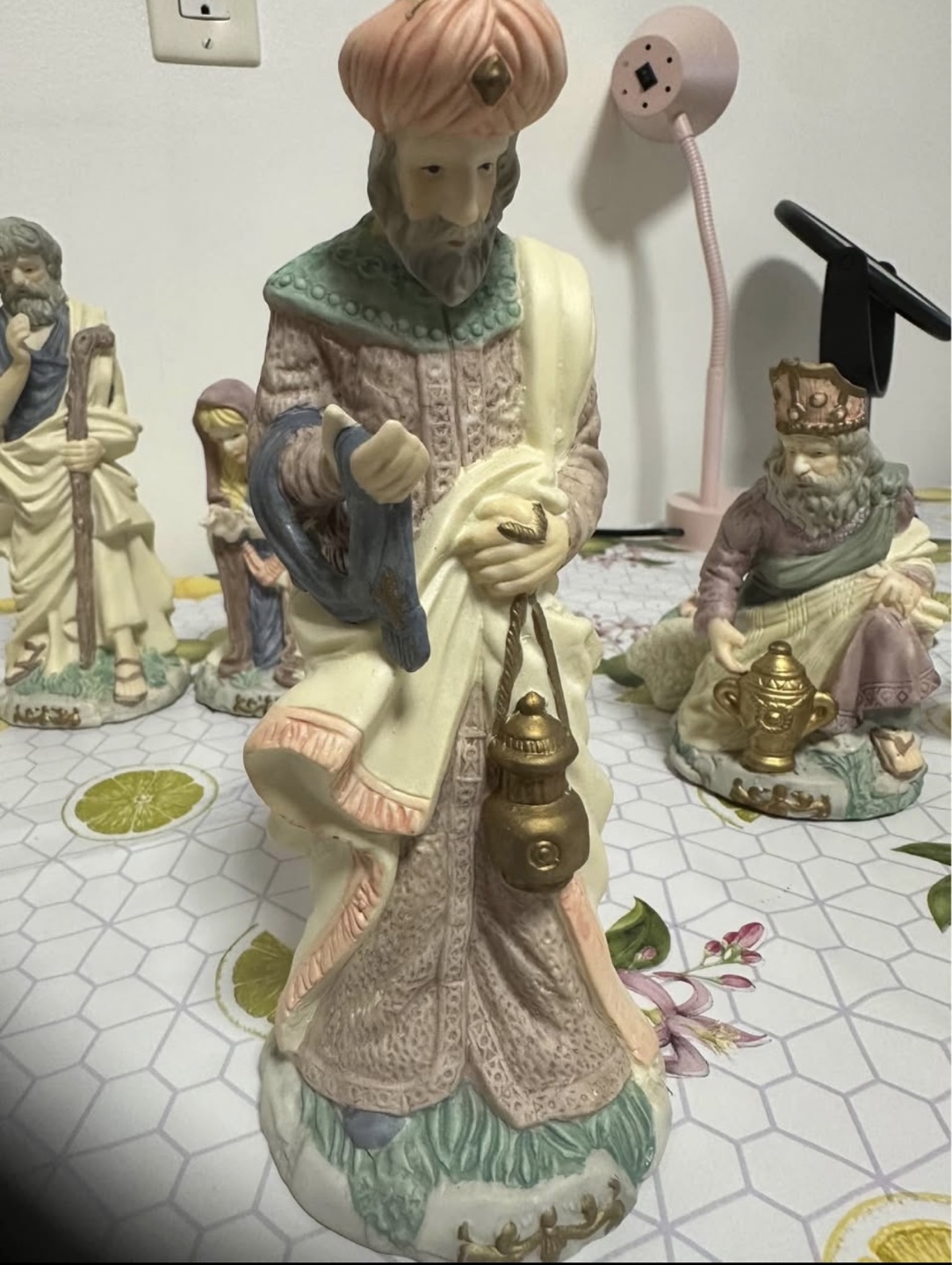 Vintage Nativity Scene Figurines - 12 Pieces - photo 5