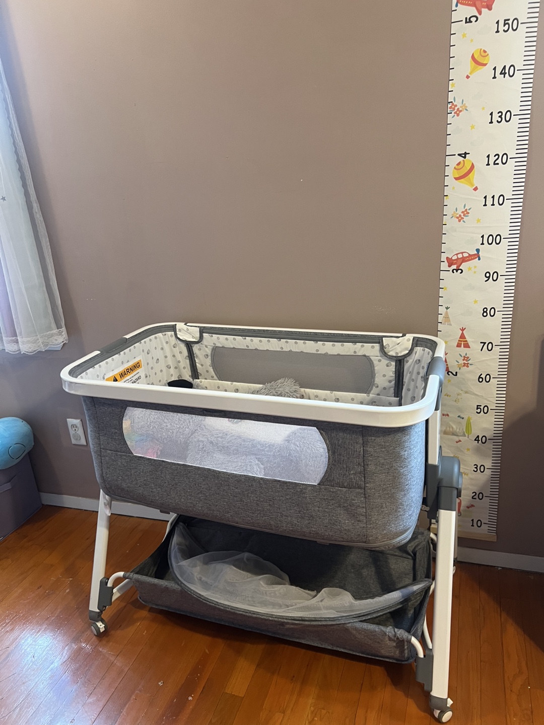 Baby Bassinet with Stand and Canopy - photo 2