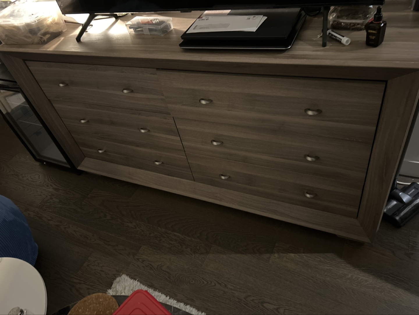 6-Drawer Dresser - Grey Wood - photo 2