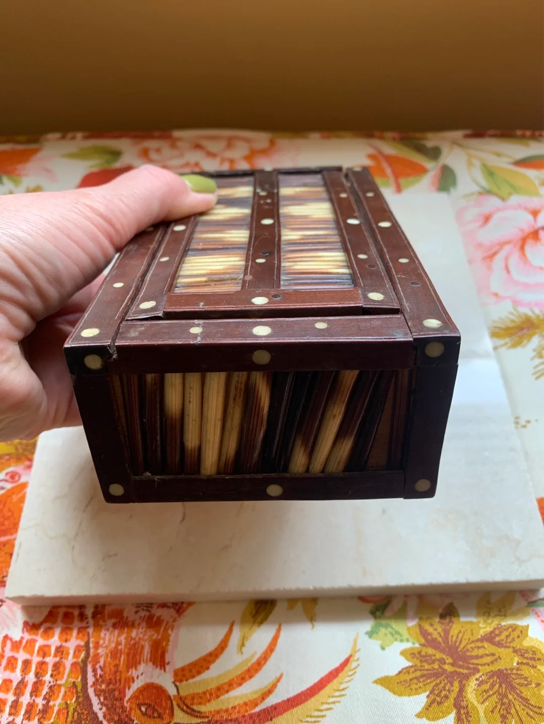 Antique Indian Quill Box with Ivory Circlets💚 image indicator(4)