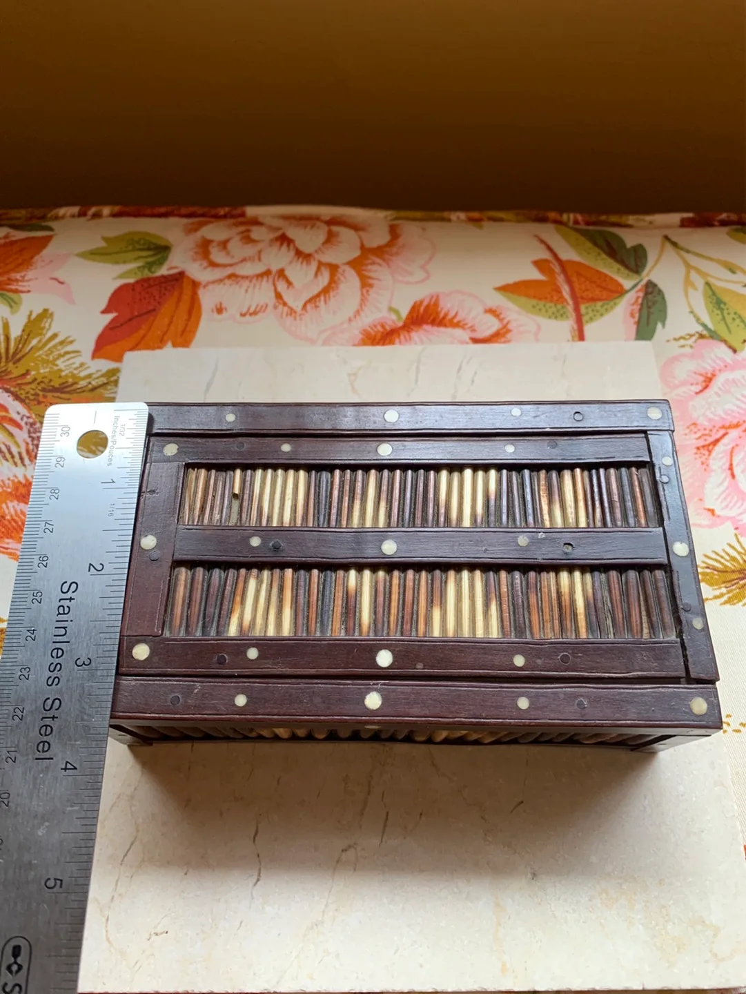 Antique Indian Quill Box with Ivory Circlets💚 image indicator(10)