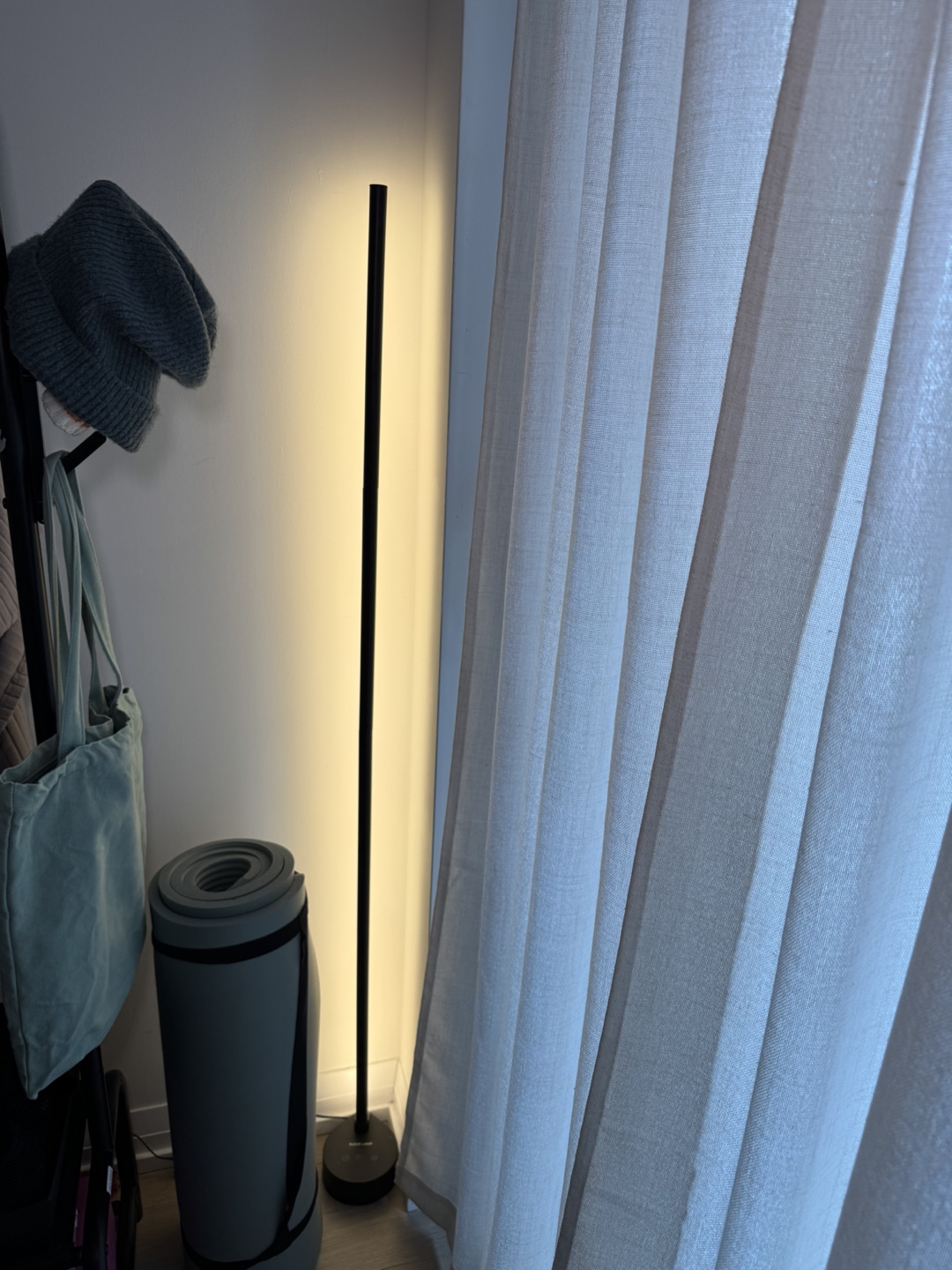 Moriior Smart RGB LED Corner Floor Lamp