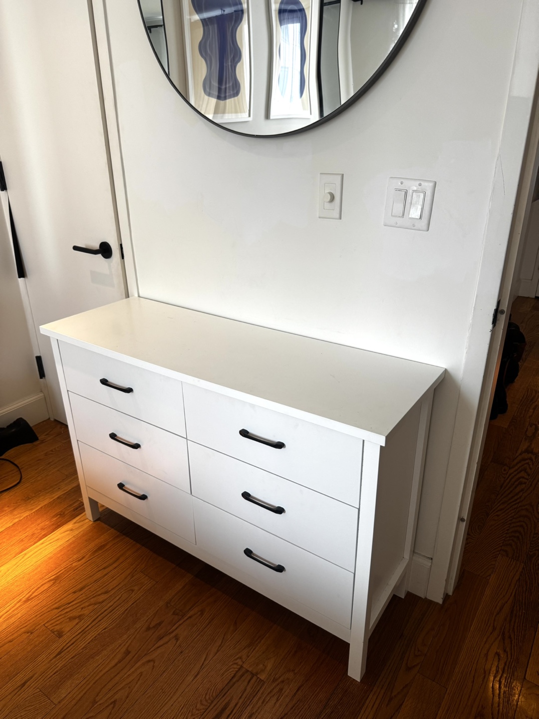 White 6-Drawer Dresser with Black Hardware - photo 2