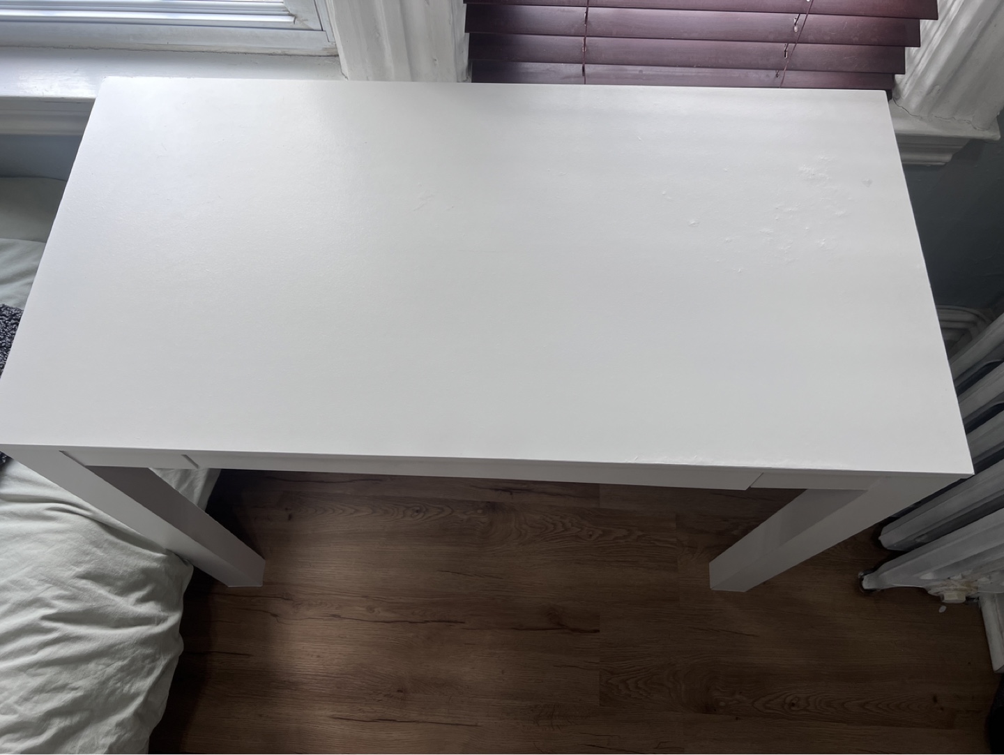 White Small Desk with Drawer - photo 2