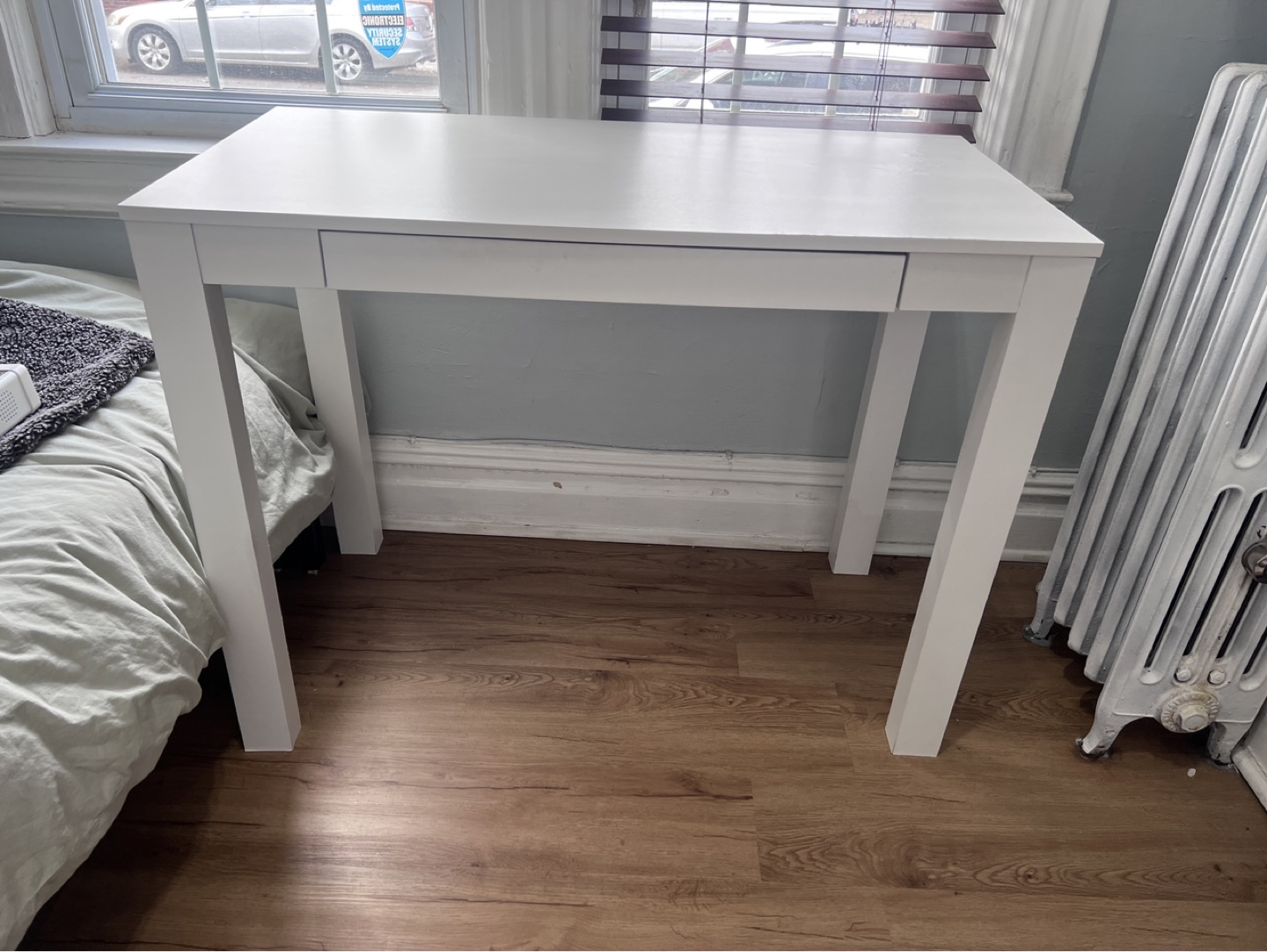 White Small Desk with Drawer