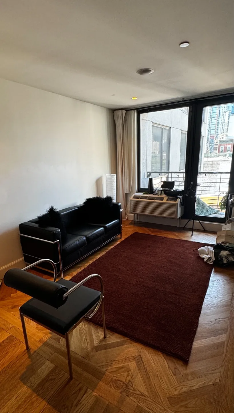 Large Brown / brick red Area Rug thumbnail