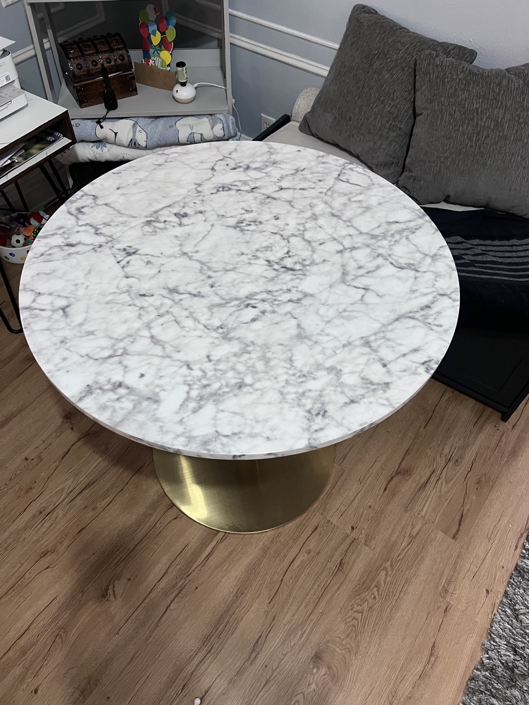 Round Faux Marble Dining Table with Gold Base - photo 2