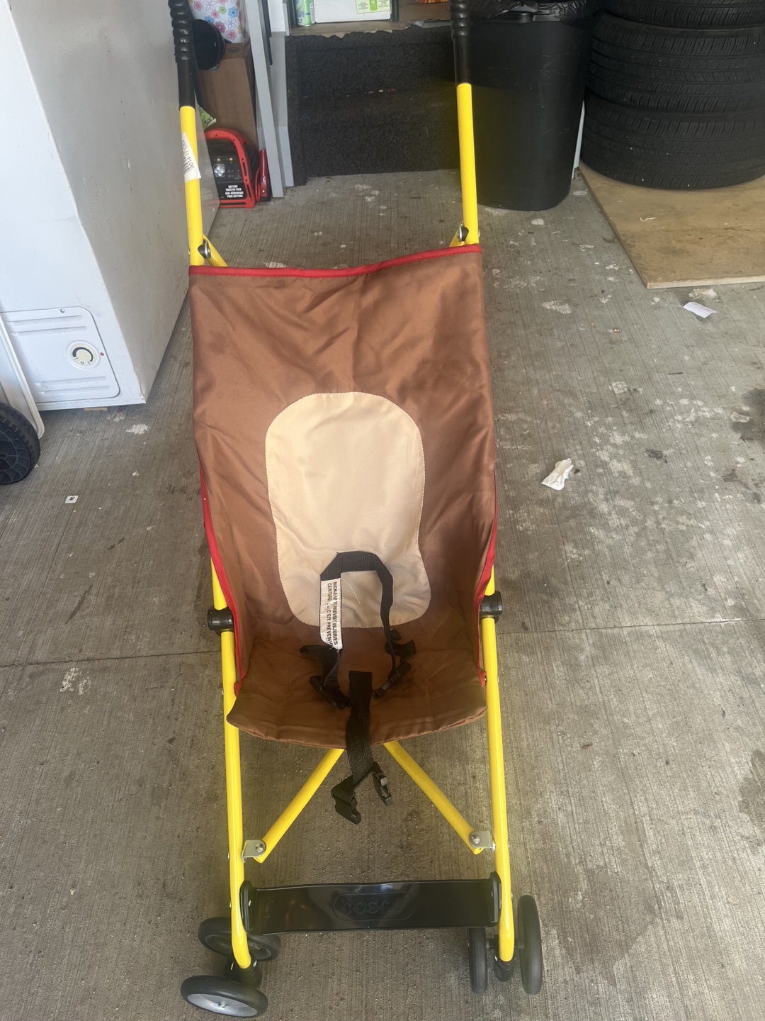 Compact Yellow Stroller