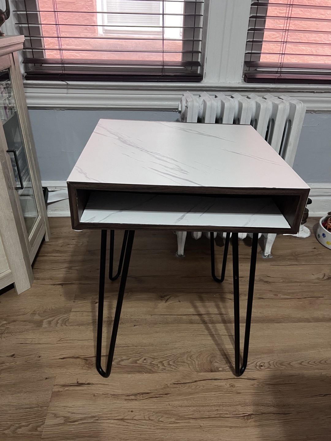 Mid-Century Modern End Table with Faux Marble Top - photo 3