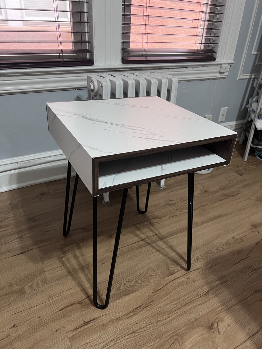 Mid-Century Modern End Table with Faux Marble Top - photo 4