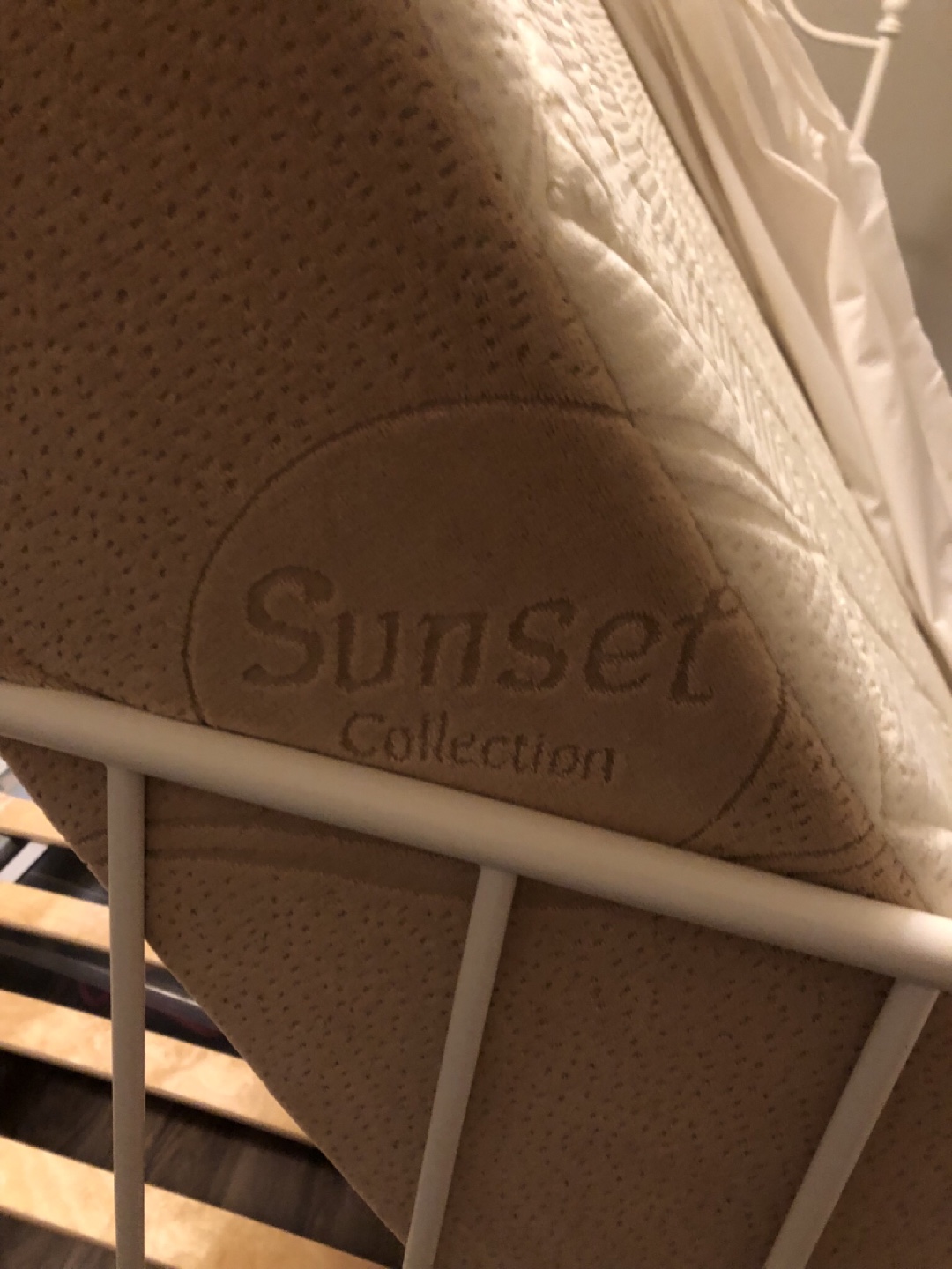 Queen Mattress Perfect Condition Like New No Pets - photo 3