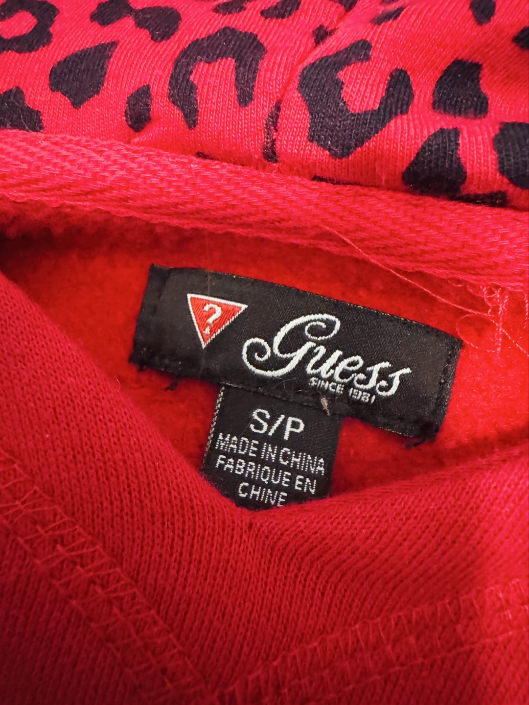 Red Guess Hoodie Size Small - photo 3