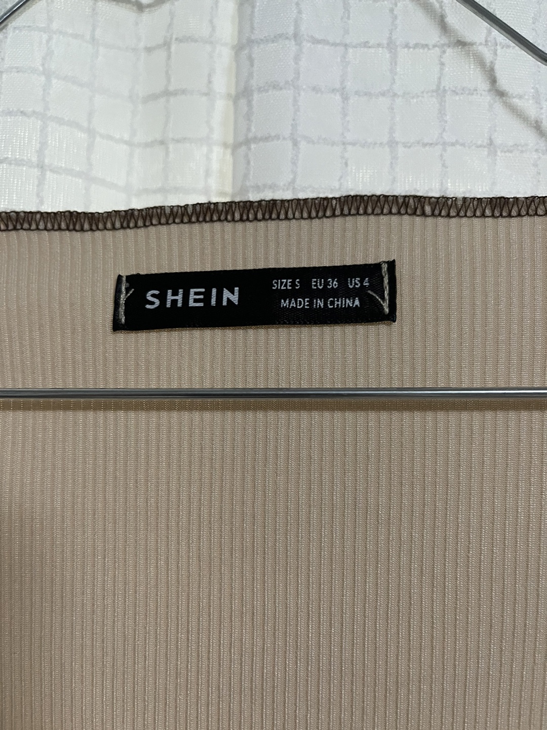 SHEIN Beige Ribbed Long Sleeve Crop Top - Size Small - photo 3