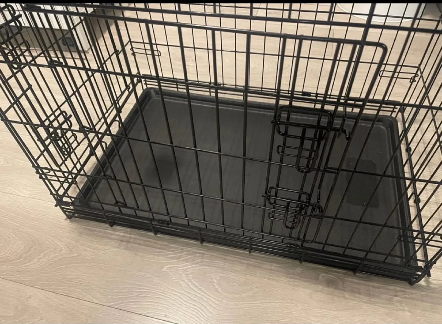 Kong Ultra Strong Two Door Dog Crate - Medium image indicator(3)