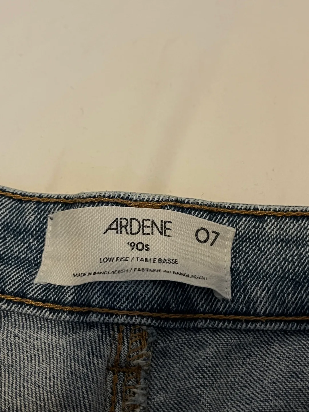 MOVING SALE‼️Ardene Mid Rise Cargo Jeans image indicator(2)