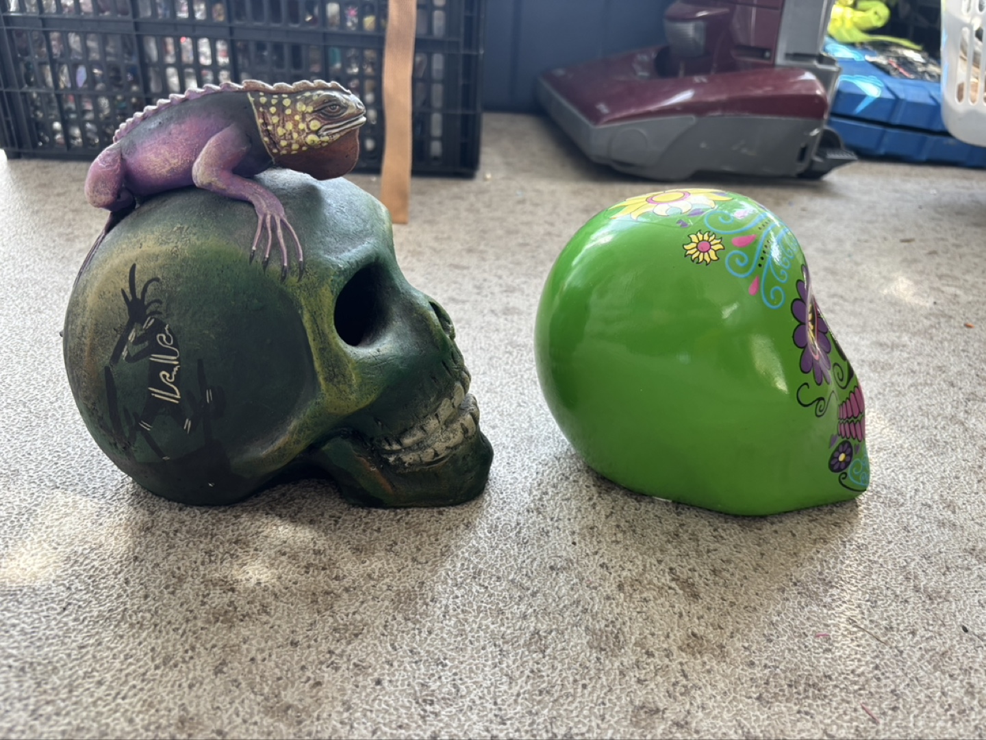 Two decorative skulls: one with iguana, one sugar skull - photo 2