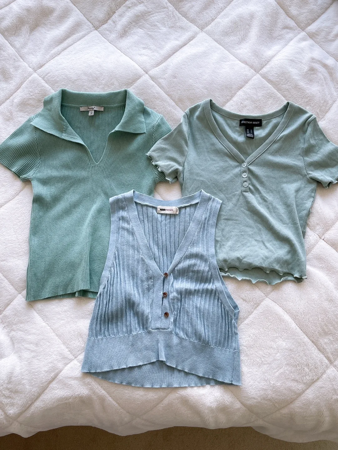 Women’s tops size small thumbnail