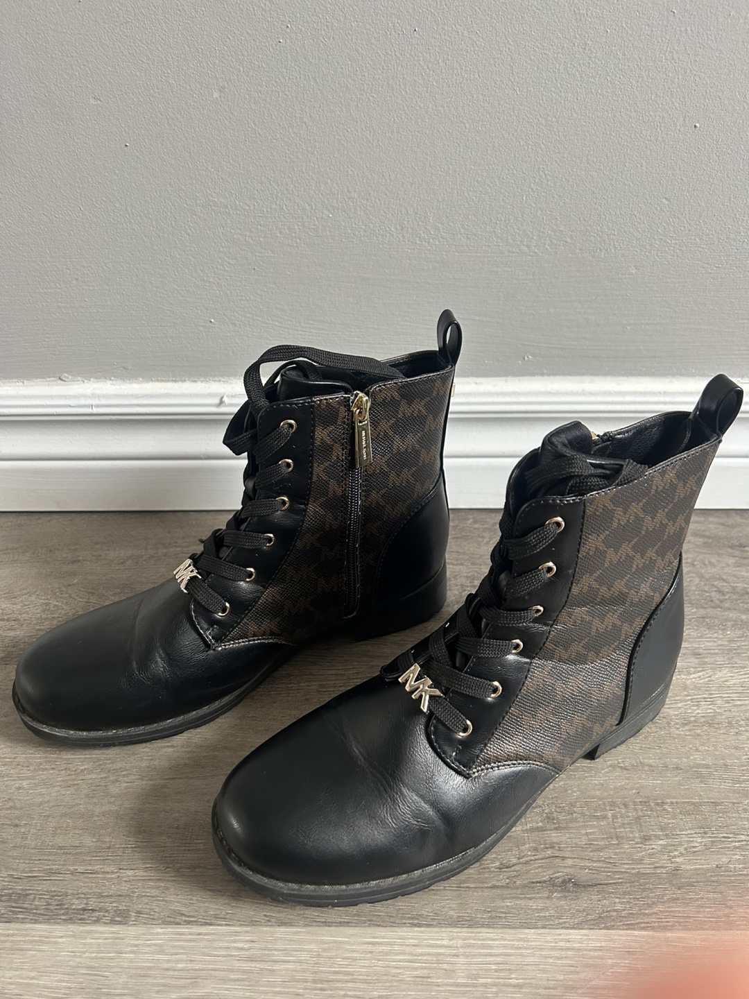 Michael Kors Monogram Lace-Up Ankle Boots - photo 4