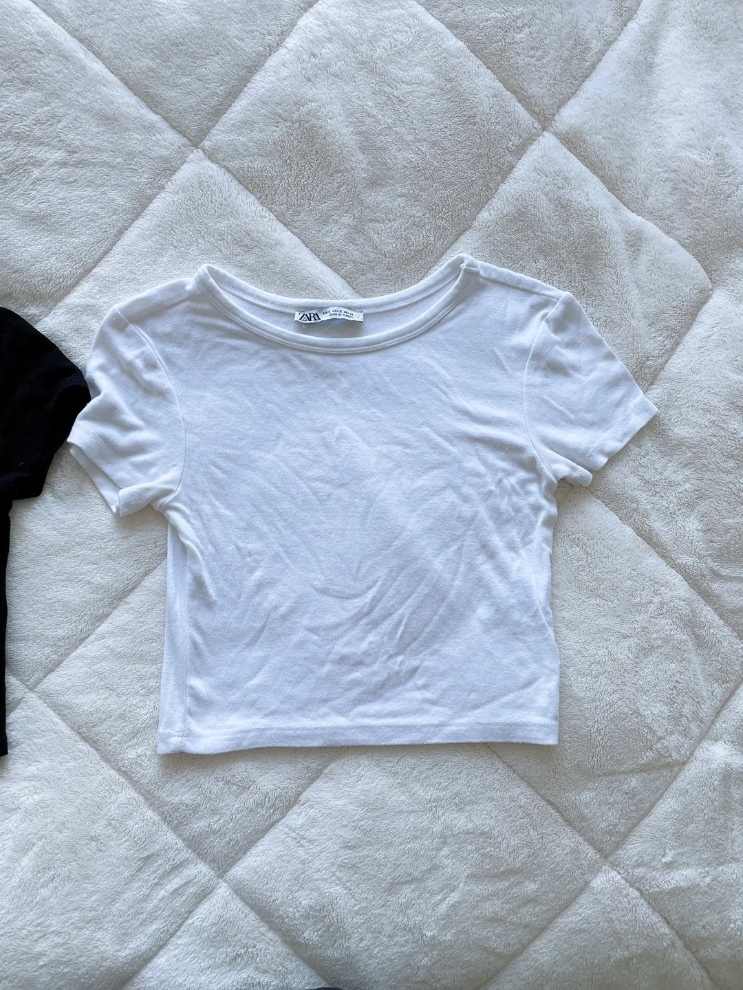 Women’s crop top image indicator(3)