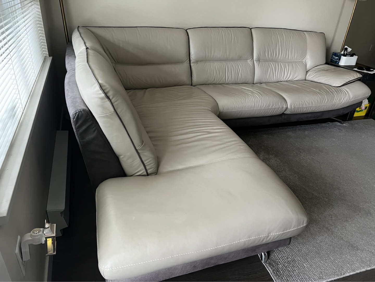 Leather Sectional Sofa - photo 3
