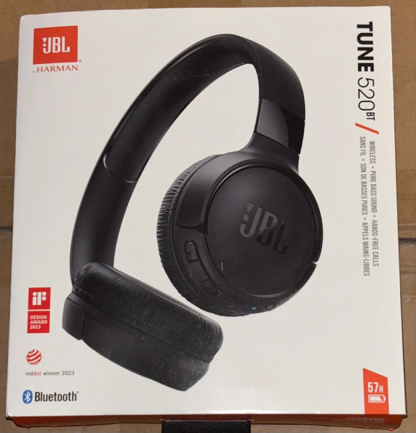JBL Tune 520BT Wireless On-Ear Headphones thumbnail