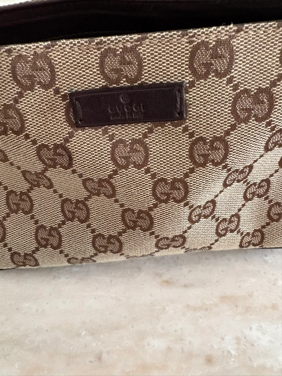 Gucci GG Canvas Shoulder Bag image indicator(2)