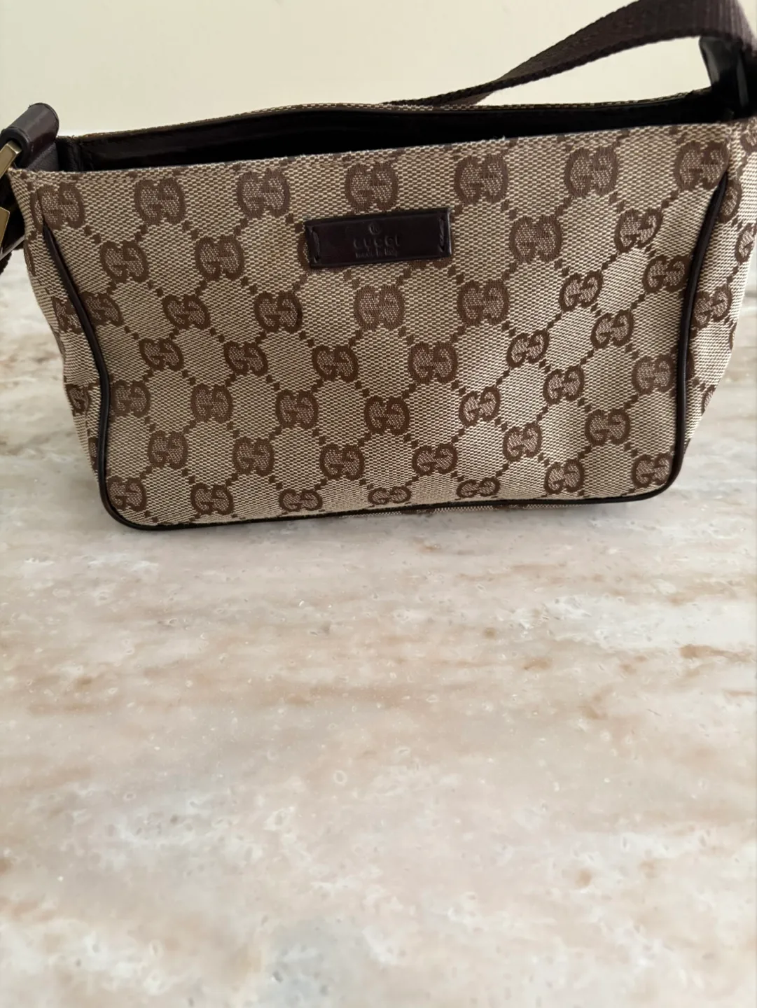 Gucci GG Canvas Shoulder Bag image indicator(3)