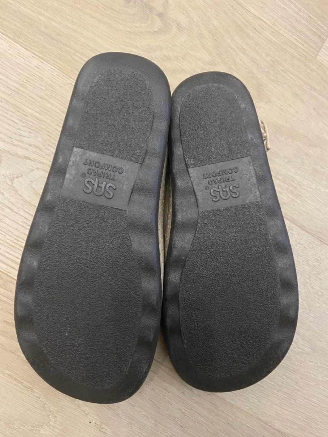 Size 7M SAS sandals image indicator(4)