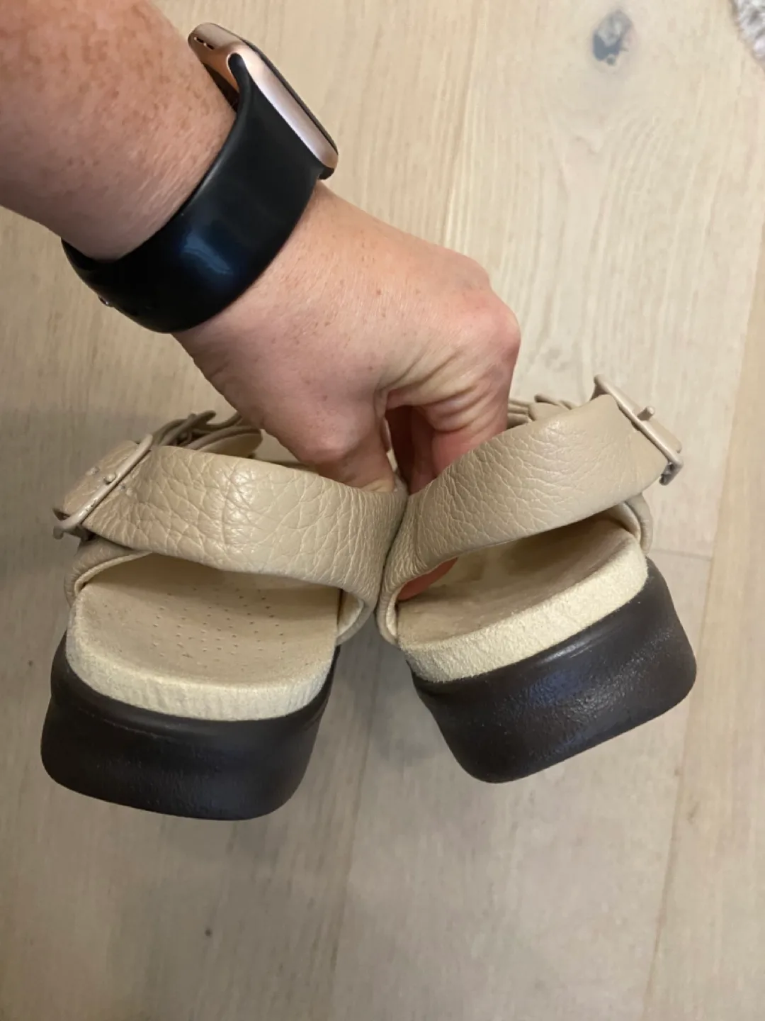 Size 7M SAS sandals image indicator(3)